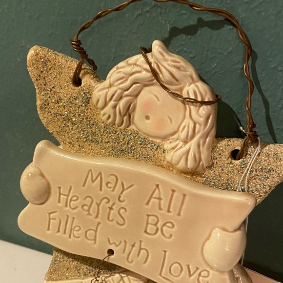 Carol Jones Collection Angel wall hanging “May All Hearts Be Filled With Love” - Picture 2 of 7